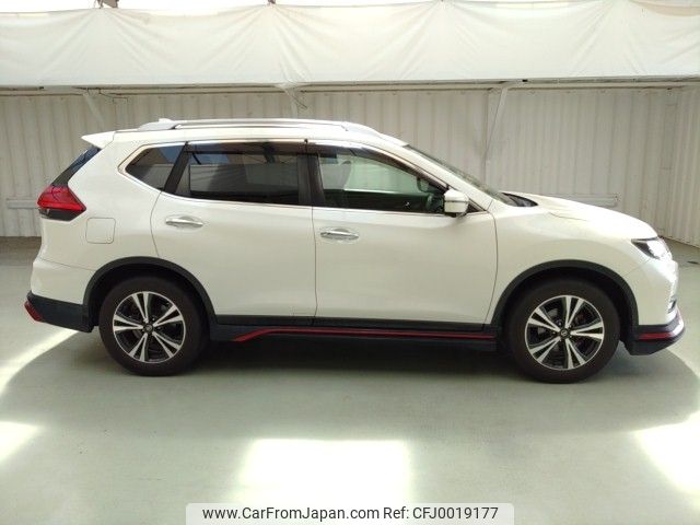 nissan x-trail 2017 ENHANCEAUTO_1_ea285719 image 2