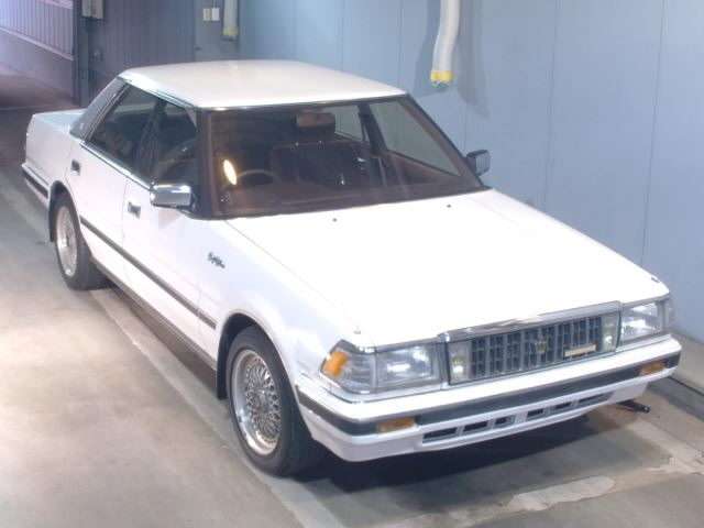 クラウン GS121の中古車を探すなら【グーネット】