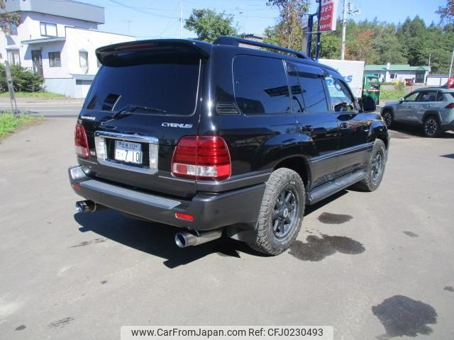 toyota land-cruiser-wagon 2004 -TOYOTA 【名変中 】--Land Cruiser Wagon UZJ100W--0151368---TOYOTA 【名変中 】--Land Cruiser Wagon UZJ100W--0151368- image 2