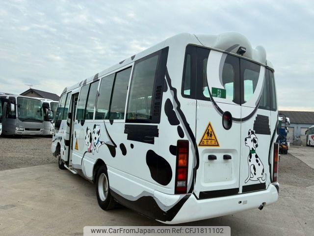 nissan civilian-bus 2005 CFJ1811102 image 2