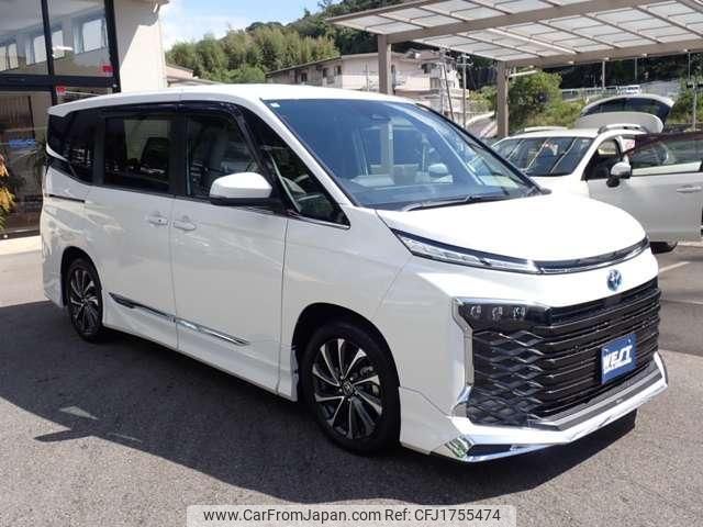 toyota voxy 2025 CFJ1755474 image 2