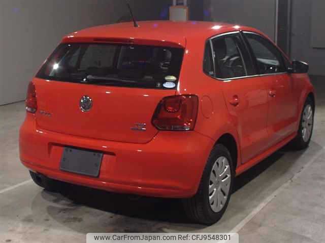 volkswagen polo 2013 -VOLKSWAGEN--VW Polo 6RCBZ--DU024159---VOLKSWAGEN--VW Polo 6RCBZ--DU024159- image 2