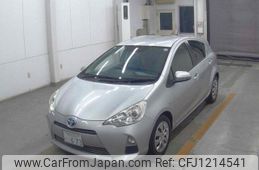 toyota aqua 2012 quick_quick_DAA-NHP10_NHP10-2136680