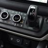 land-rover defender 2023 quick_quick_LE72WAB_SALEA7AW1P2188954 image 5