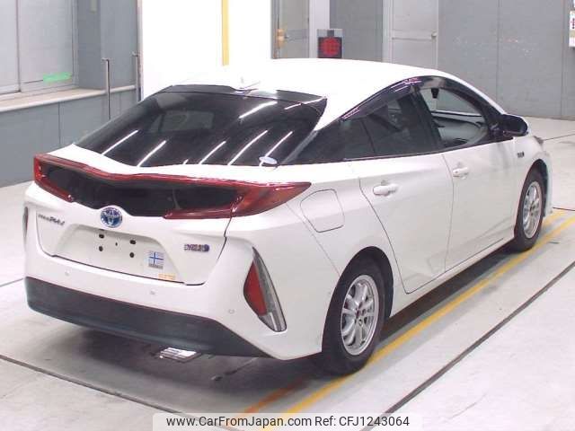 toyota prius-phv 2018 -TOYOTA--Prius PHV DLA-ZVW52--ZVW52-3051566---TOYOTA--Prius PHV DLA-ZVW52--ZVW52-3051566- image 2