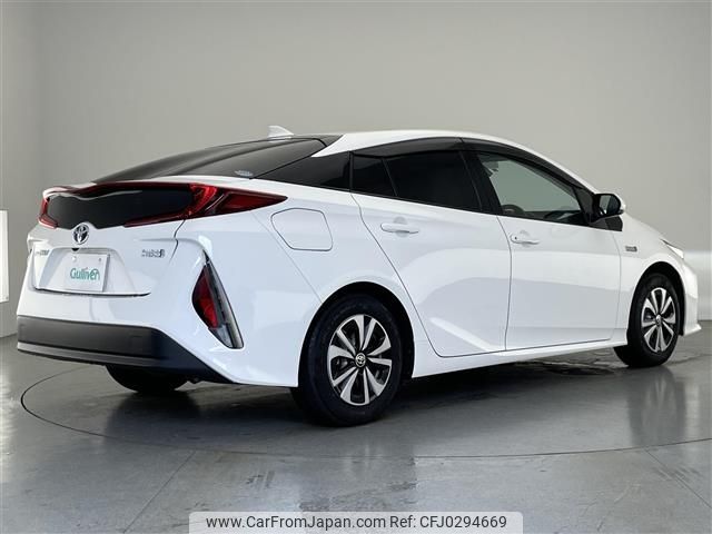 toyota prius-phv 2018 -TOYOTA--Prius PHV DLA-ZVW52--ZVW52-3072825---TOYOTA--Prius PHV DLA-ZVW52--ZVW52-3072825- image 2