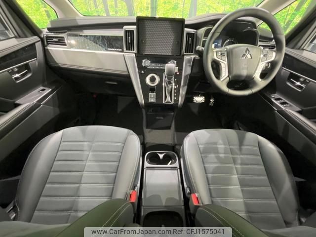 mitsubishi delica-d5 2025 CFJ1575041 image 2