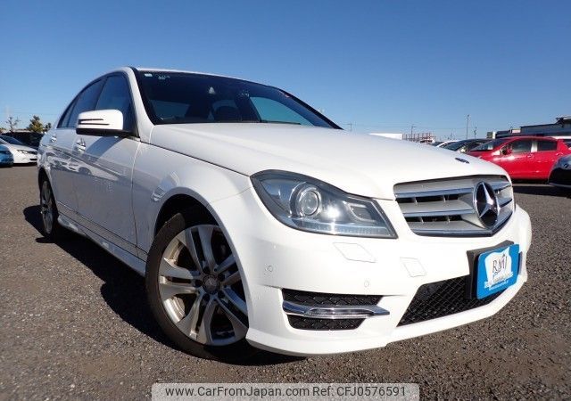 mercedes-benz c-class 2012 REALMOTOR_N2024120163F-10 image 2