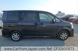 toyota voxy 2008 NIKYO_JS29106