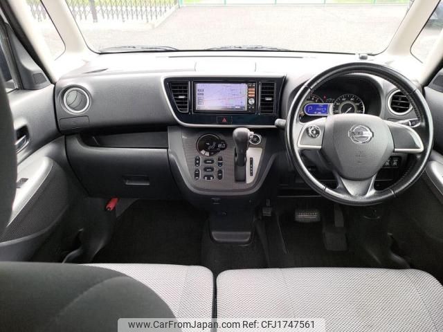 nissan dayz-roox 2014 CFJ1747561 image 2