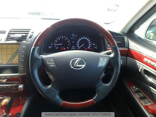lexus ls 2012 CFJ1743830 image 2