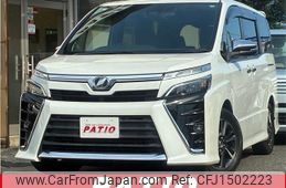 toyota voxy 2018 CFJ1502223