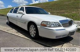 lincoln town-car 2003 -FORD 【名古屋 307】--Lincoln Towncar ﾌﾒｲ--1L1FM81W03Y645881---FORD 【名古屋 307】--Lincoln Towncar ﾌﾒｲ--1L1FM81W03Y645881-