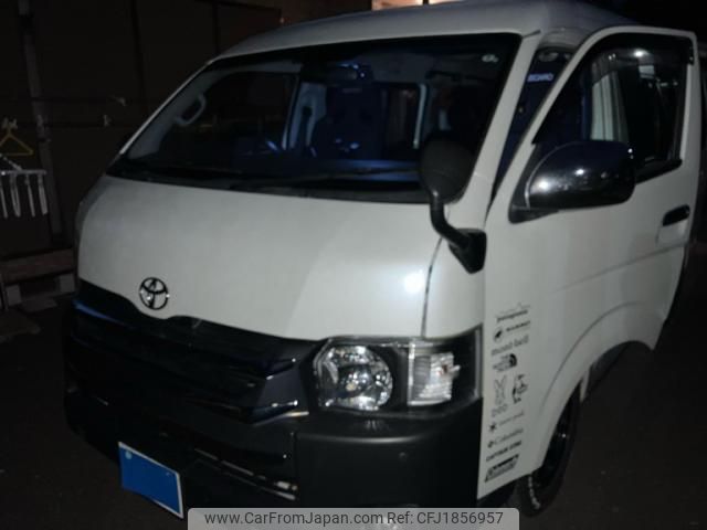 toyota hiace-van 2012 CFJ1856957 image 2