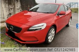 volvo v40 2016 -VOLVO--Volvo V40 DBA-MB4154T--YV1MV2920H2397233---VOLVO--Volvo V40 DBA-MB4154T--YV1MV2920H2397233-