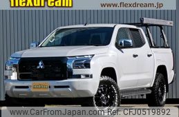 mitsubishi triton 2024 CFJ0519892