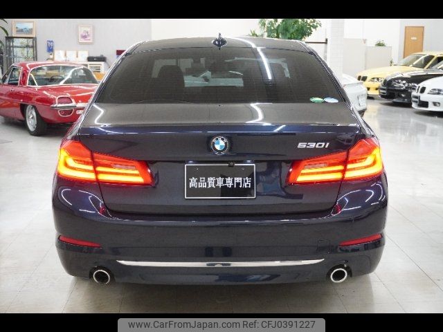 bmw 5-series 2017 -BMW--BMW 5 Series JA20--WC08160---BMW--BMW 5 Series JA20--WC08160- image 2