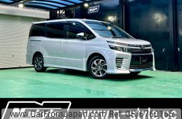 toyota voxy 2014 CFJ6760165
