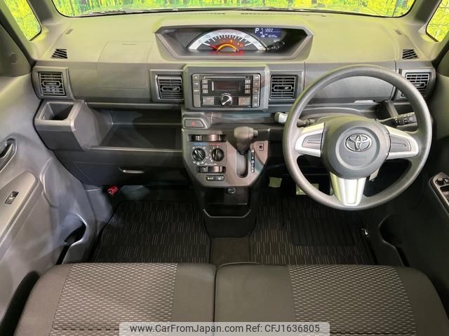 toyota pixis-mega 2018 CFJ1636805 image 2