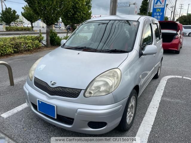 toyota fun-cargo 2004 CFJ1569194 image 1