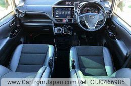 toyota noah 2017 504928-926141