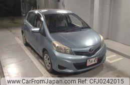 toyota vitz 2014 -TOYOTA--Vitz KSP130-2092727---TOYOTA--Vitz KSP130-2092727-