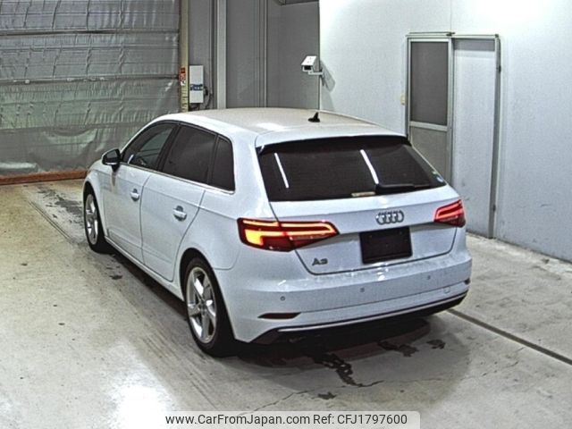audi a3 2019 CFJ1797600 image 2