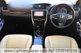 toyota premio 2018 504928-923793