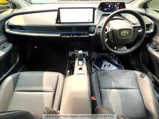 toyota prius 2023 quick_quick_MXWH60_MXWH60-4043407 image 2