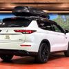 mitsubishi outlander-phev 2023 CFJ1577188 image 18
