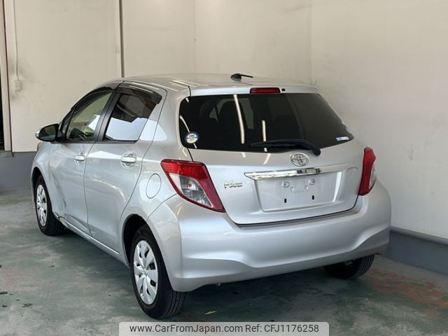 toyota vitz 2011 -TOYOTA--Vitz KSP130-2002656---TOYOTA--Vitz KSP130-2002656- image 2
