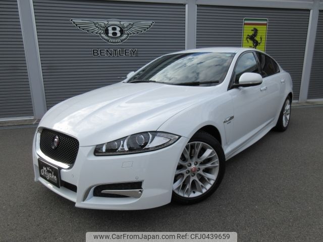 jaguar xf 2015 -JAGUAR--Jaguar XF Series CBA-J05PC--SAJKC05M3FPU56538---JAGUAR--Jaguar XF Series CBA-J05PC--SAJKC05M3FPU56538- image 1