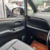 toyota esquire 2015 quick_quick_DAA-ZWR80G_ZWR80-0089046 image 13