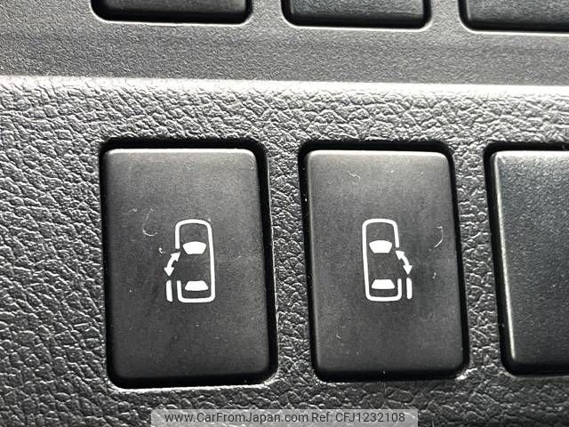 toyota voxy 2013 -TOYOTA--Voxy DBA-ZRR70W--ZRR70-0567295---TOYOTA--Voxy DBA-ZRR70W--ZRR70-0567295- image 2