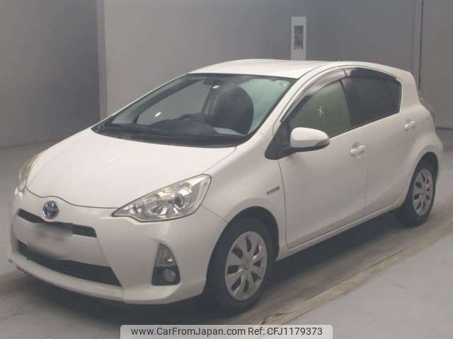 toyota aqua 2014 -TOYOTA--AQUA DAA-NHP10--NHP10-2329362---TOYOTA--AQUA DAA-NHP10--NHP10-2329362- image 1