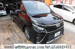 toyota voxy 2017 -TOYOTA--Voxy ZWR80W--0300527---TOYOTA--Voxy ZWR80W--0300527-