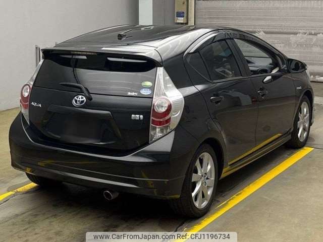 toyota aqua 2012 -TOYOTA--AQUA DAA-NHP10--NHP10-6082603---TOYOTA--AQUA DAA-NHP10--NHP10-6082603- image 2