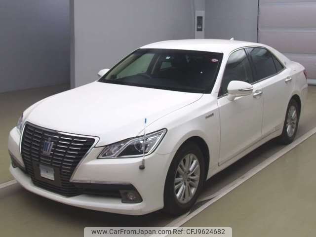 toyota crown 2013 -TOYOTA--Crown DAA-AWS210--AWS210-6013262---TOYOTA--Crown DAA-AWS210--AWS210-6013262- image 1