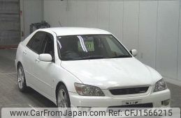 toyota altezza 2000 CFJ1566215