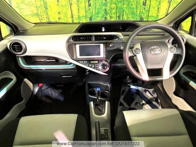 toyota aqua 2012 CFJ1677322 image 2