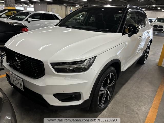 volvo xc40 2019 quick_quick_DBA-XB420XC_YV1XZACMCL2230953 image 1