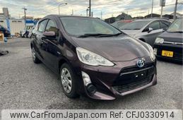 toyota aqua 2015 -TOYOTA--AQUA NHP10--NHP10-2452---TOYOTA--AQUA NHP10--NHP10-2452-