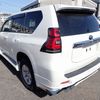 toyota land-cruiser-prado 2020 24232909 image 3