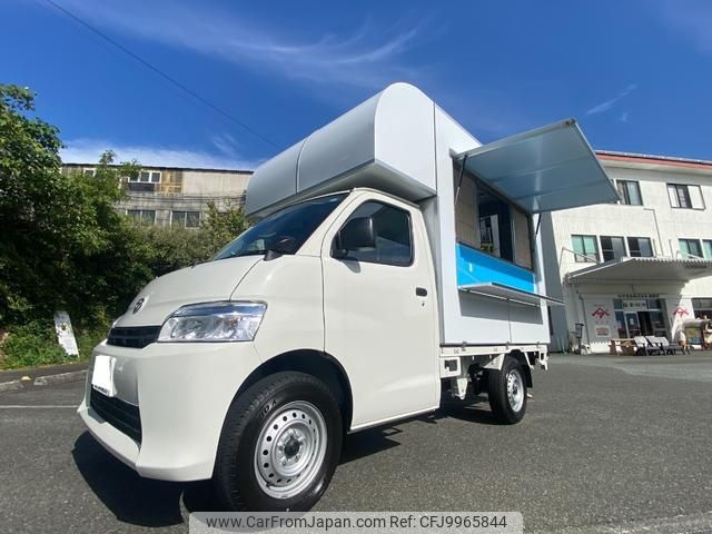 toyota townace-truck 2010 GOO_NET_EXCHANGE_1101758A30240703W001 image 2