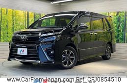 toyota voxy 2018 quick_quick_ZRR80W_ZRR80-0469573