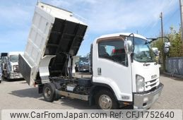 isuzu forward 2015 CFJ1752640