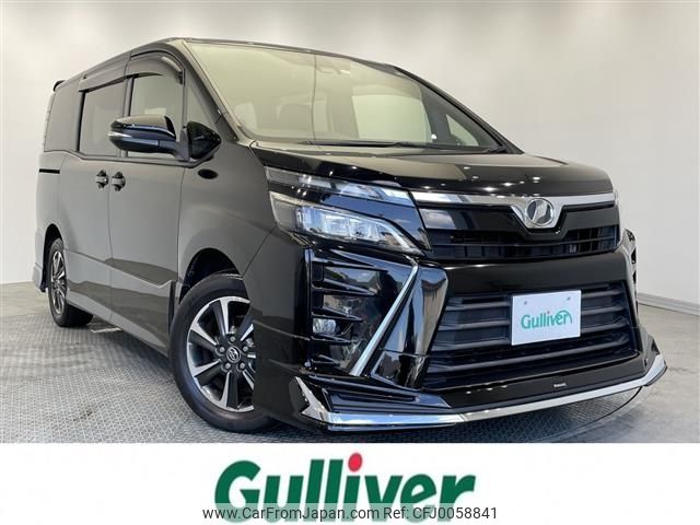 toyota voxy 2017 -TOYOTA--Voxy DBA-ZRR80W--ZRR80-0354017---TOYOTA--Voxy DBA-ZRR80W--ZRR80-0354017- image 1