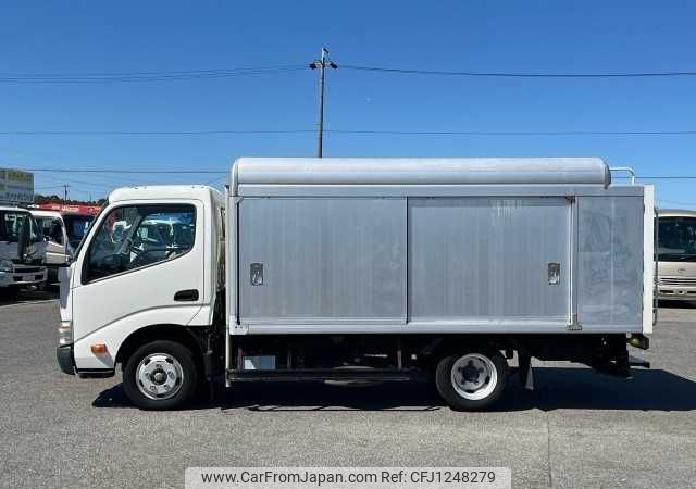hino dutro 2013 646828-N1023080406F-25 image 2