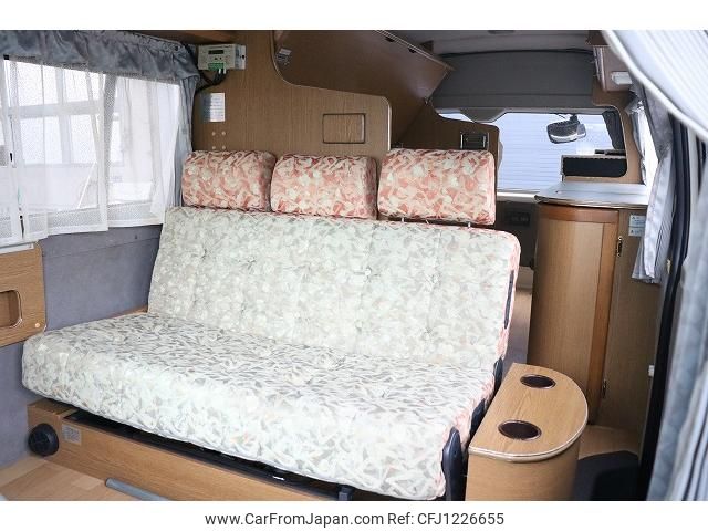 toyota hiace-van 2006 GOO_JP_700090122730250601001 image 2