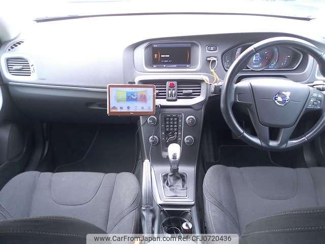 volvo v40 2013 quick_quick_DBA-MB4164T_YV1MV485BD2053513 image 2